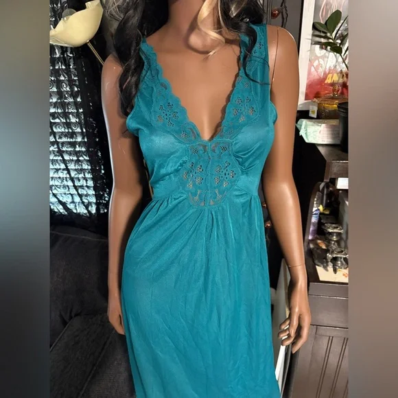 Vintage Intimate Details Turquoise Lace Maxi Slip Dress! - Picture 4 of 11
